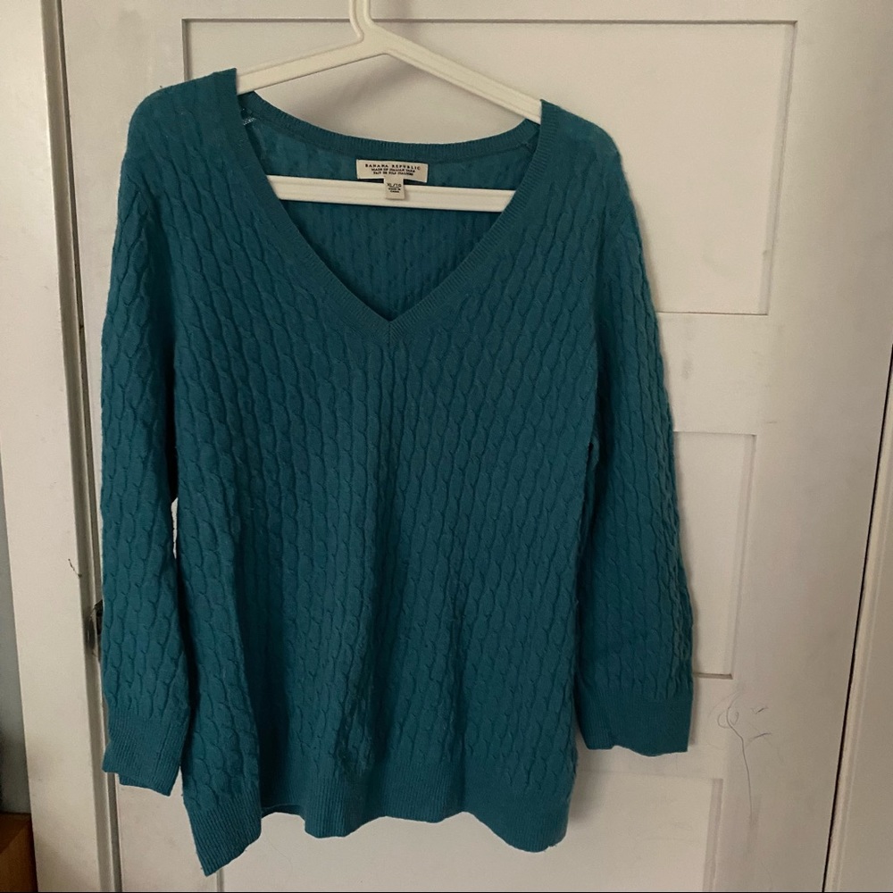Banana Republic Cozy Teal V-Neck Sweater XL